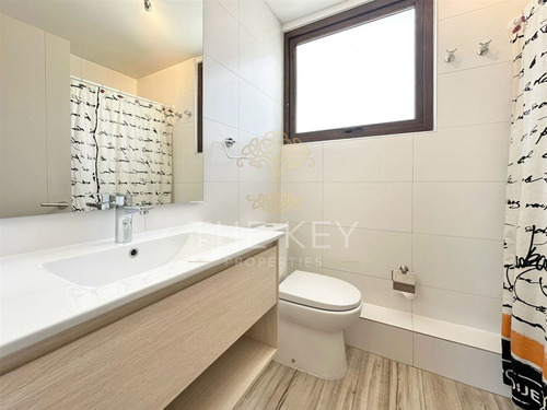 Impecable Casa En Venta 3d 3b Santa Elena