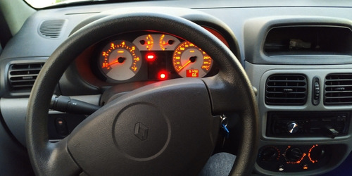 Renault Clio 2010 1.0 16v Campus Hi-flex 3p