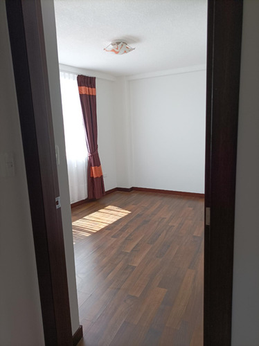 Vendo O Rento Lindo Depar 2 Dorm, 2 Parq. Urb. El Condado, Quito