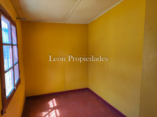 Se Vende Parcela Plana Con 2 Casas En Sector Cuyuncavi, Cvi