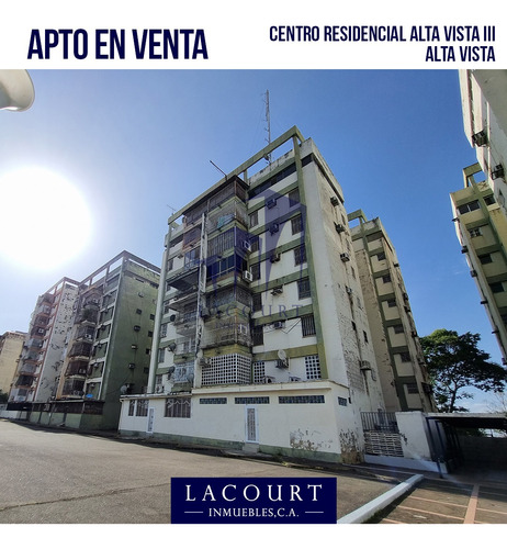 En Venta. Amplio Apartamento - 2do. Piso - Conj. Resid. Alta Vista Iii #va