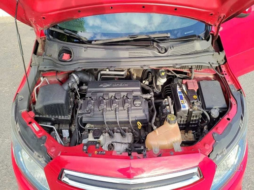 Imagem 12 de 14 de Chevrolet Onix Lt 1.4 8v Flex
