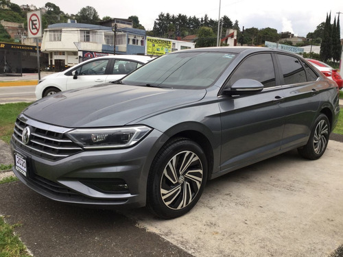 Imagen 5 de 15 de Volkswagen Jetta 4 Puertas
