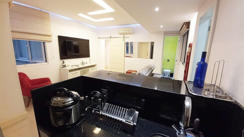 Imagem 12 de 19 de Apto Copacabana | 2 Quartos | 65 M² | Cond: R$800.00 | 0 Vagas - 1a232at
