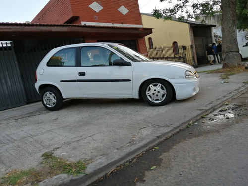 Chevrolet Corsa Classic 2006 3p Turbo No Bora 1.8t Vento Gol