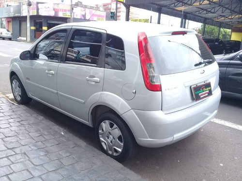 Ford Fiesta Class 1.6 Prata 2013