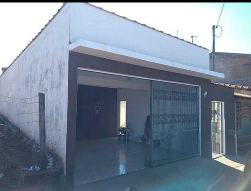 Excelente Imóvel - Construção Reforçada