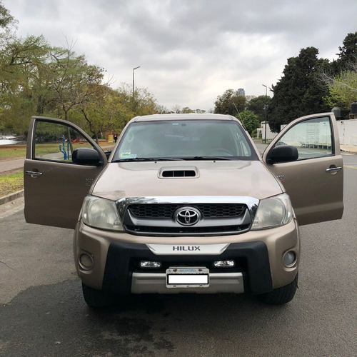 Imagen 2 de 9 de Toyota Hilux 3.0 Lts 2009 Srv 4x4 Impecable!