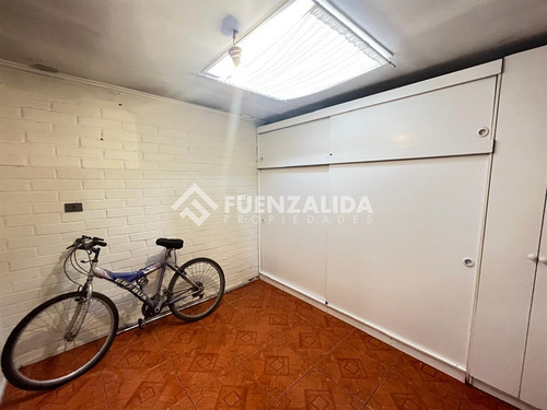 Casa Regularizada En Venta De 3 Dorm. En Quilicura