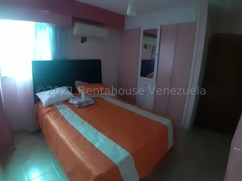 Imagen 21 de 30 de Apartamento En Venta Barquisimeto, Zona Oeste, Cercano A Comercio, Bellas Areas Comunes. Inf. 0424-5620928 Flex 22-12226 Z27