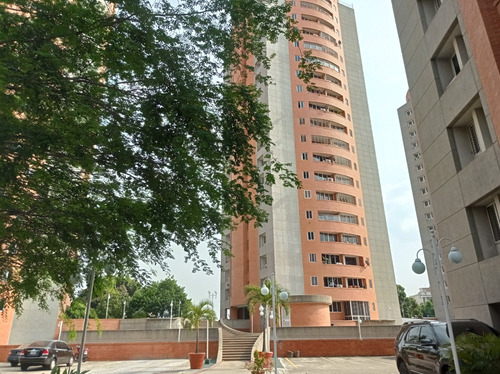 Apartamento En Avenida Bolivar  Norte Valencia En Oportunidad 