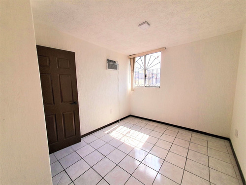 Imagen 15 de 16 de Casa En Venta En Parque Real Zapopan