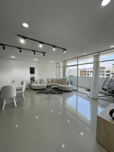 Moderno Y Amplio Apartamento Amoblado En Urb. Sabana Larga Sevilla Real Rr-rm