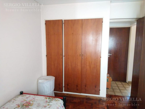 Departamento En Venta De 3 Dormitorios En Barrio Guemes