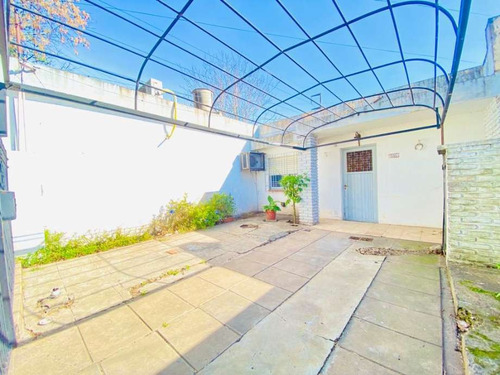 Imagen 1 de 7 de Casa Ph En Venta En Ituzaingo Sur