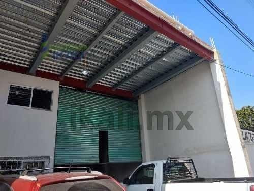 Imagen 6 de 22 de Renta Bodega Colonia La Calzada Tuxpan Veracruz. Ubicada En Boulevard A La Barra Norte # 224, En La Colonia La Calzada En El Municipio De Tuxpan Veracruz, La Bodega Cuenta Con Una Superficie De 400 M