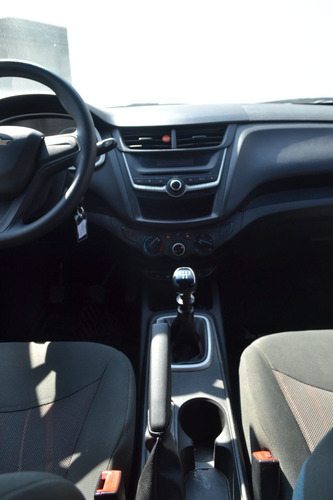 Imagen 12 de 15 de Chevrolet Aveo Ls 2020 Blanco