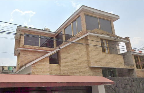 Casa En Remate Bancario Calle Emiliano Zapata 70, La Asunción, Xochimilco,ciudad De México, Cdmx Clv1
