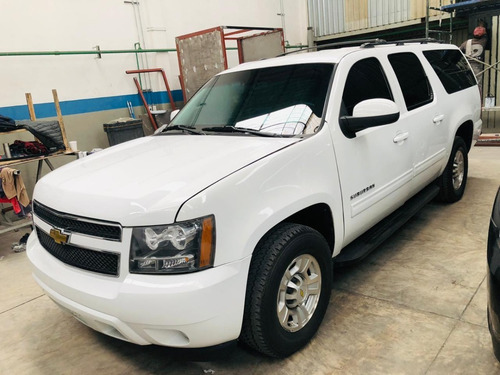 Imagen 1 de 6 de Chevrolet Suburban 2011