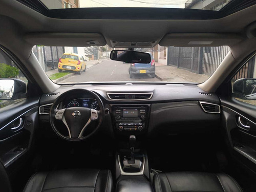 Nissan X-trail Advance 2.5 4x2 5p F.e Techo 7psj
