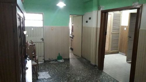 Imagen 8 de 13 de Casa Venta Isidro Casanova