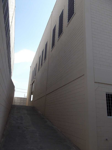 Imagem 6 de 30 de Galpão, Jardim Santa Marta (fazendinha), Santana De Parnaíba - R$ 3.2 Mi, Cod: 235176 - A235176