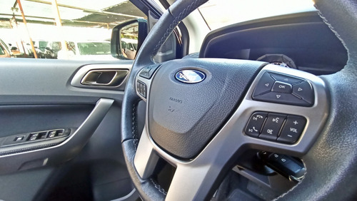 Imagen 9 de 15 de Ford Ranger Limited Black Edition 4x4 At