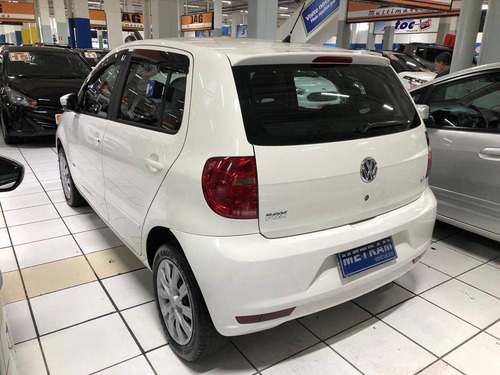 Imagem 5 de 12 de Volkswagen Fox 1.6 Mi 8v Flex 4p Manual