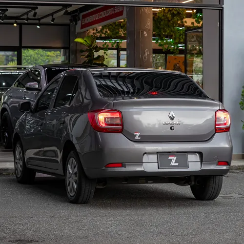 Renault Logan life 1.6