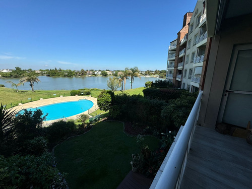 Excelente Departamento Amoblado, Impecable, Vista Al Lago