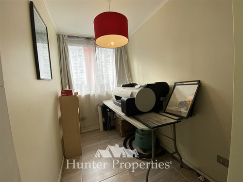 Departamento En Venta De 3 Dorm 2 Baños En Marín, Santiago