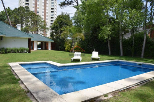 Casa En Roosevelt, 3 Dormitorios *- Ref: 3277