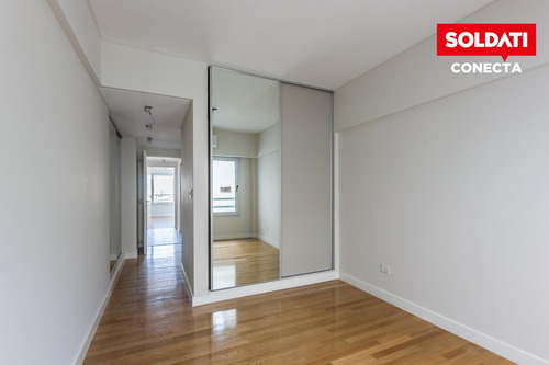 Departamento En Venta De 3 Ambientes Con Balcón, Excelente Construcción En Caballito