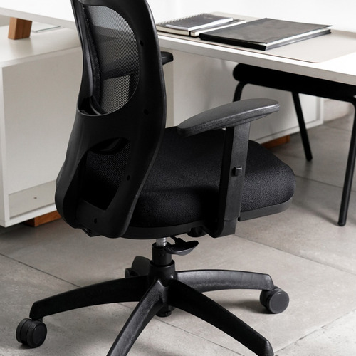 Silla Citiz Respaldo Ergonómico Almohadilla Regulable Rossi Color Negro - Tela Marathon