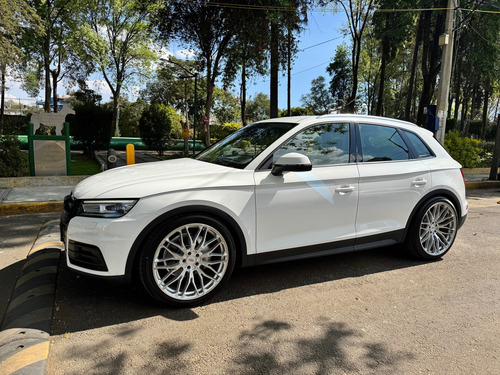 Audi Q5 2.0 L T Dynamic Dsg