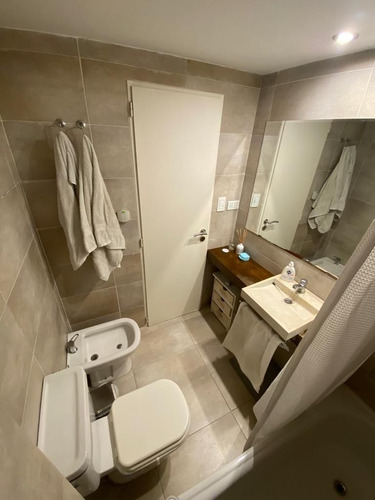 Imagen 6 de 9 de Venta Departamento Amb. Castelar