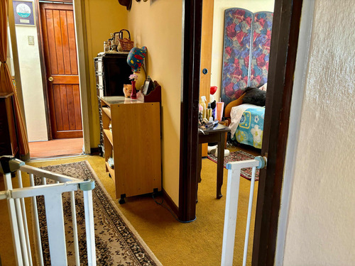 Excelente Ubicación, 6 Dormitorios, 4 Baños, Sólida, 5 Norte
