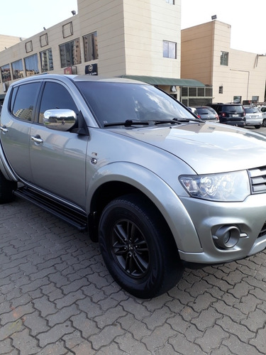 Mitsubishi L200 3.2 Triton Hpe Cab. Dupla 4x4 Aut. 4p 2015