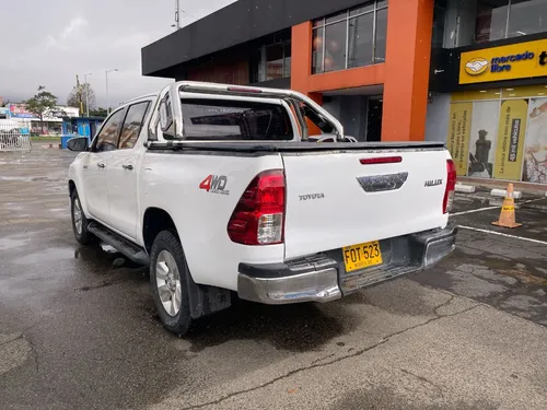 Toyota Hilux 2.4 4x4 Turbo