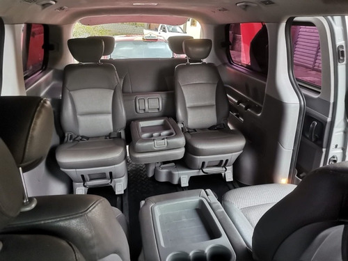 Imagen 8 de 10 de Hyundai Grand Starex 21012 Koreana
