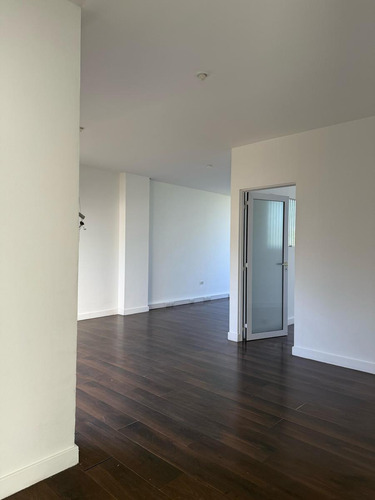Alquiler - Oficina De 180m2 Sobre Tejeda - Cerro De Las Rosas!