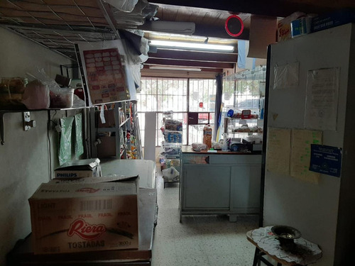 Venta Casa 2 Dormitorios C/ Salon De Ventas Excelente Sobre Avenida - Granadero Baigorria