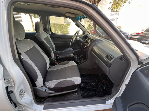 Imagen 10 de 14 de Nissan Frontier 2007 2.8 D/c 4x2 Xe