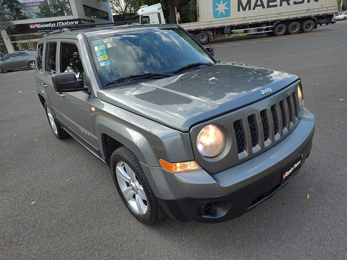 Imagen 8 de 20 de Jeep Patriot 2012 Sport 4x4 At Abasto Motors