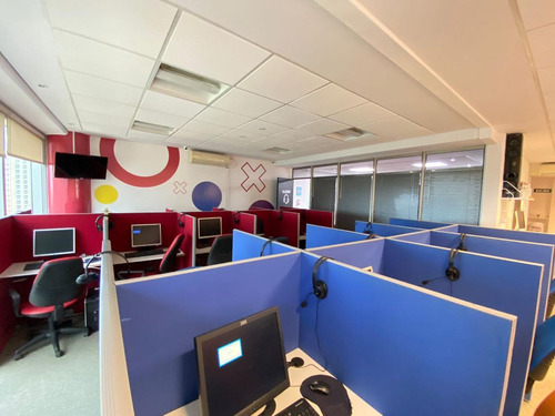 Imagen 8 de 24 de Venta De Oficina Piso Alto Y Muy Buena Vista Al Rio, Vicente López
