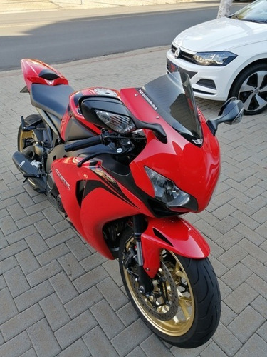 Honda Cbr 1000 Rr Fireblade Única