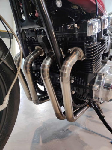 Imagen 3 de 6 de Suzuki Gsx 750 16 Válvulas