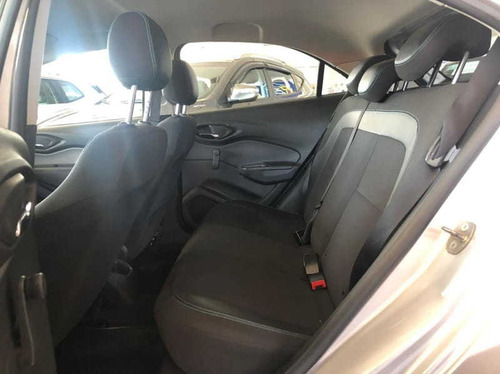 Imagem 8 de 9 de Chevrolet Onix 1.4 Advantage Aut 106cv