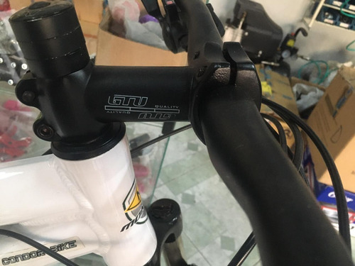 Imagem 5 de 9 de Bike
