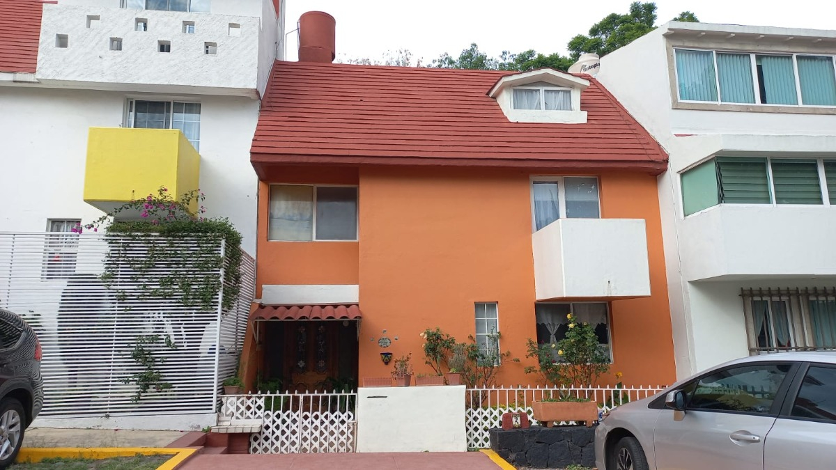 Linda Casa. Dentro De Privada Con Seguridad. La Alteña 1.